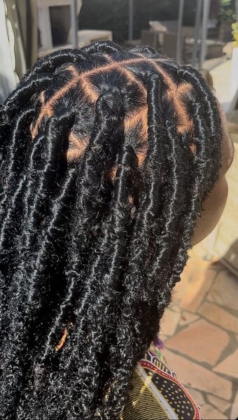 Faux locs : l&rsquo;allure des locks sans l&rsquo;engagement